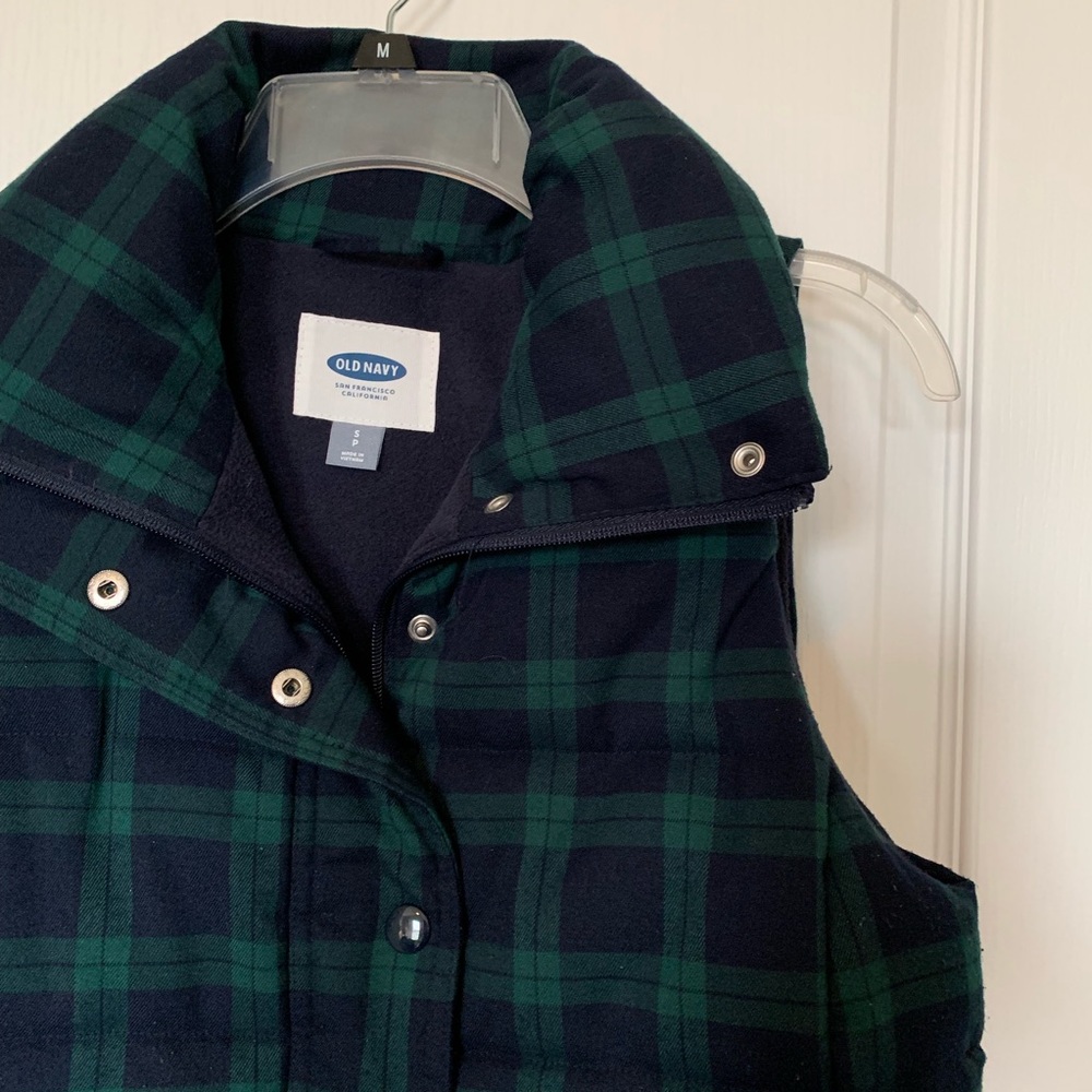 Old Navy plaid Puffer vest - Picture 2 of 3
